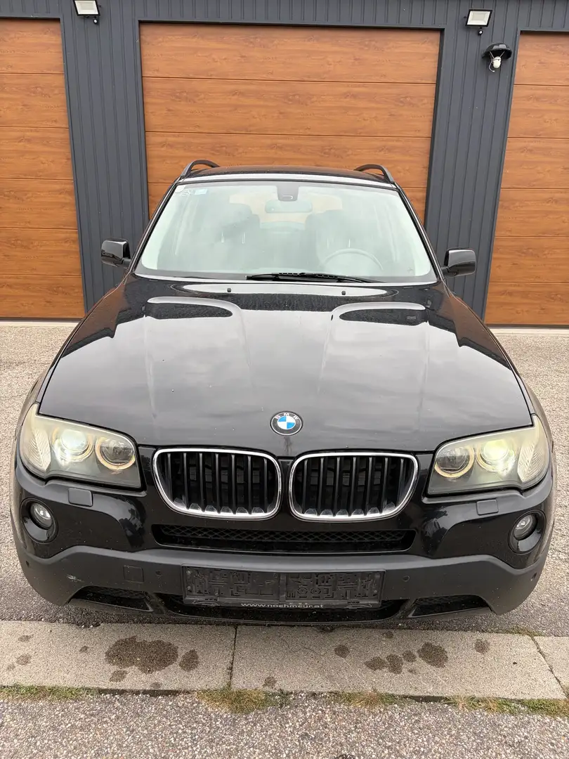 BMW X3 xDrive20d Aut. Schwarz - 1