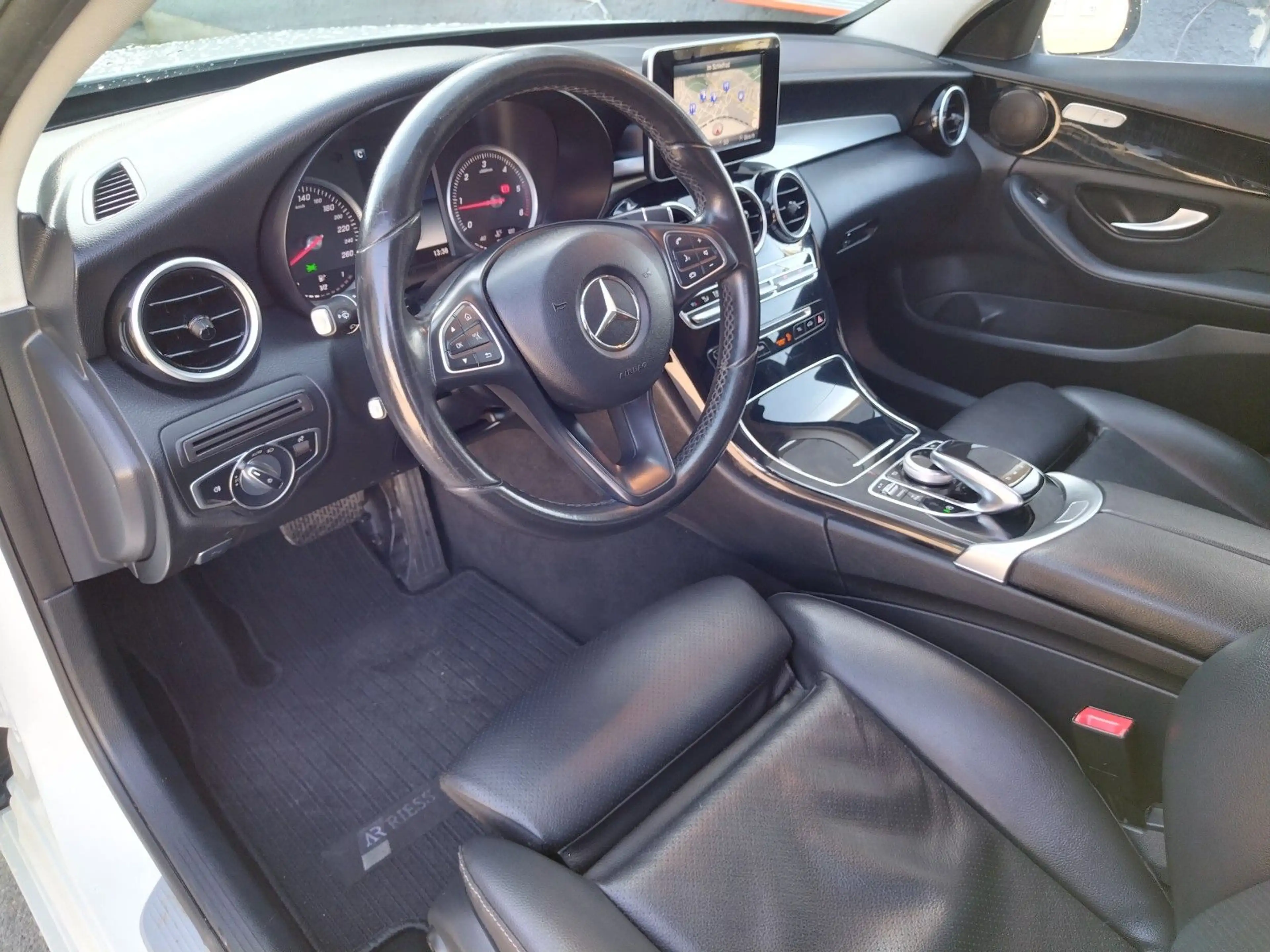 Mercedes-Benz C 200 T d G-Tronic Plus+LEDER+NAVI+LED+CAM+SHZ — photo 13