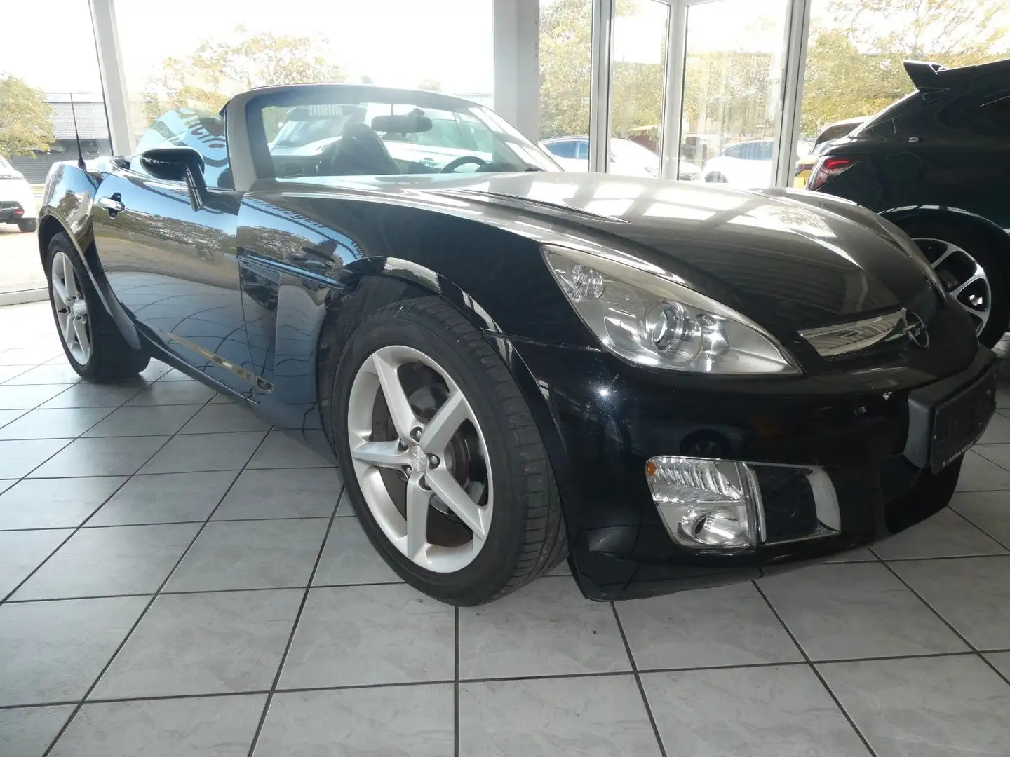 Opel GT Schwarz - 2