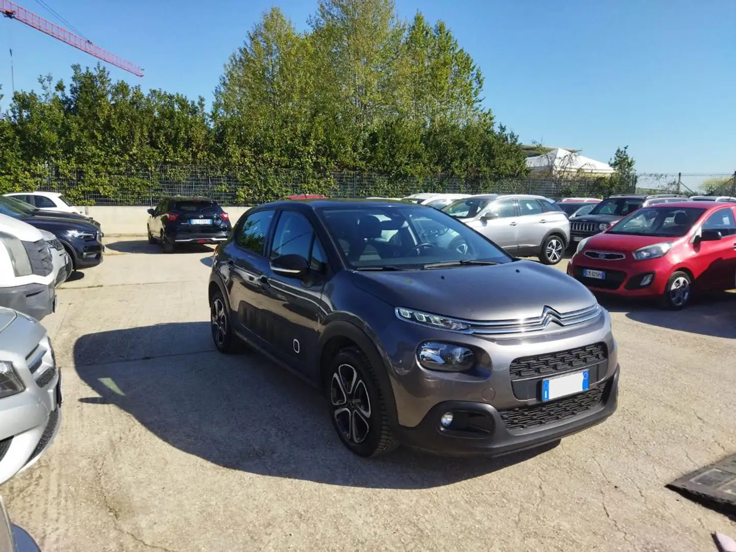 Citroen C3 1.2cc FEEL PACK 110cv ANDROID/CARPLAY NAVI CRUISE Grigio - 2