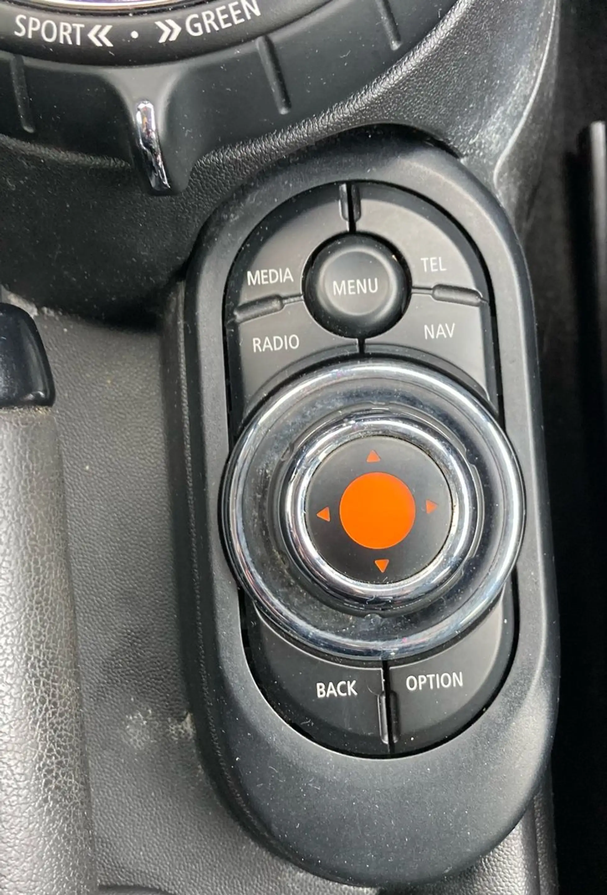 MINI Cooper SD COOPER SD Mini 5-trg. Navi Automatik PDC LED — photo 11