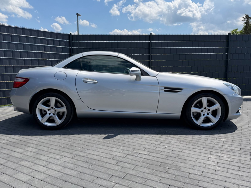 Mercedes-Benz SLK 200 SLK Roadster SLK 200 BlueEfficiency — photo 9
