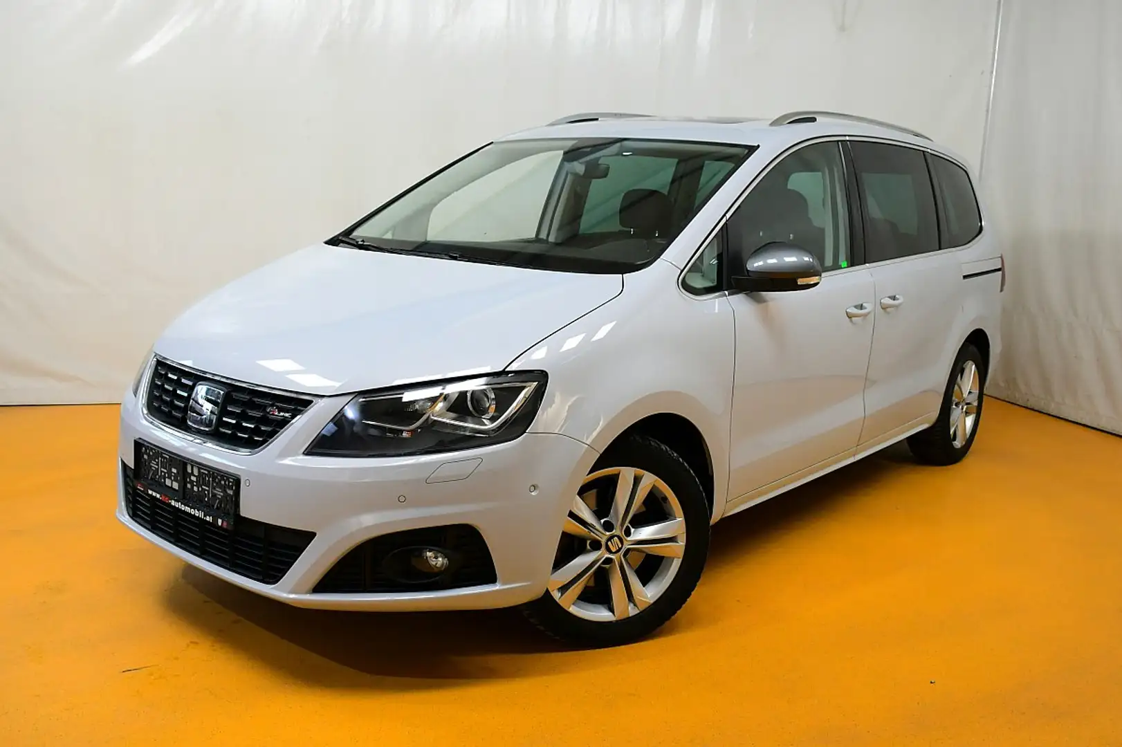 SEAT Alhambra FR 1,4 TSI DSG Weiß - 1