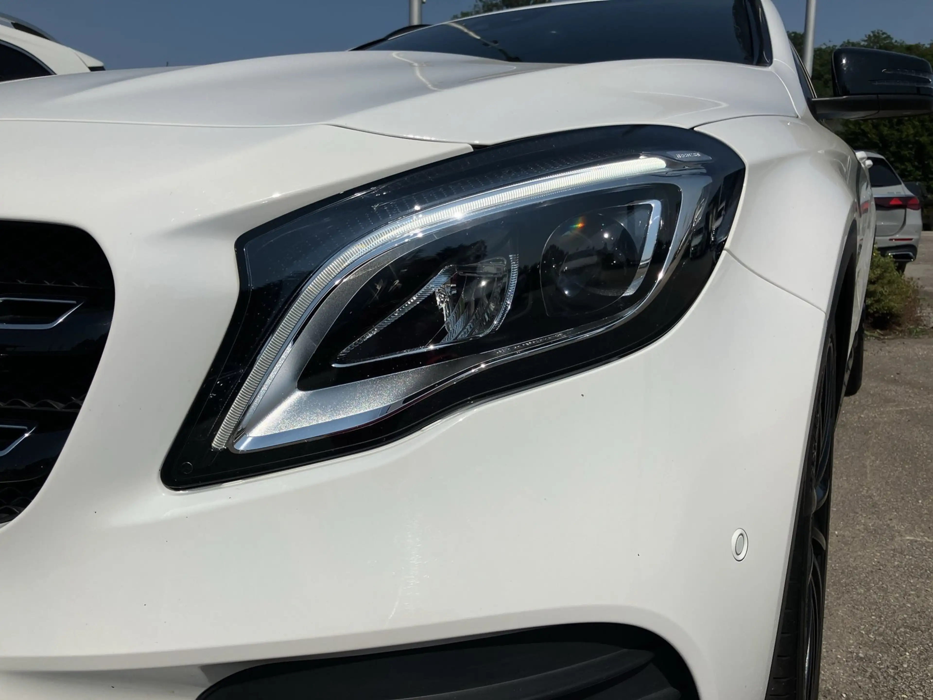 Mercedes-Benz GLA 200 d Cam Leder SHZ EASY-PACK — photo 14