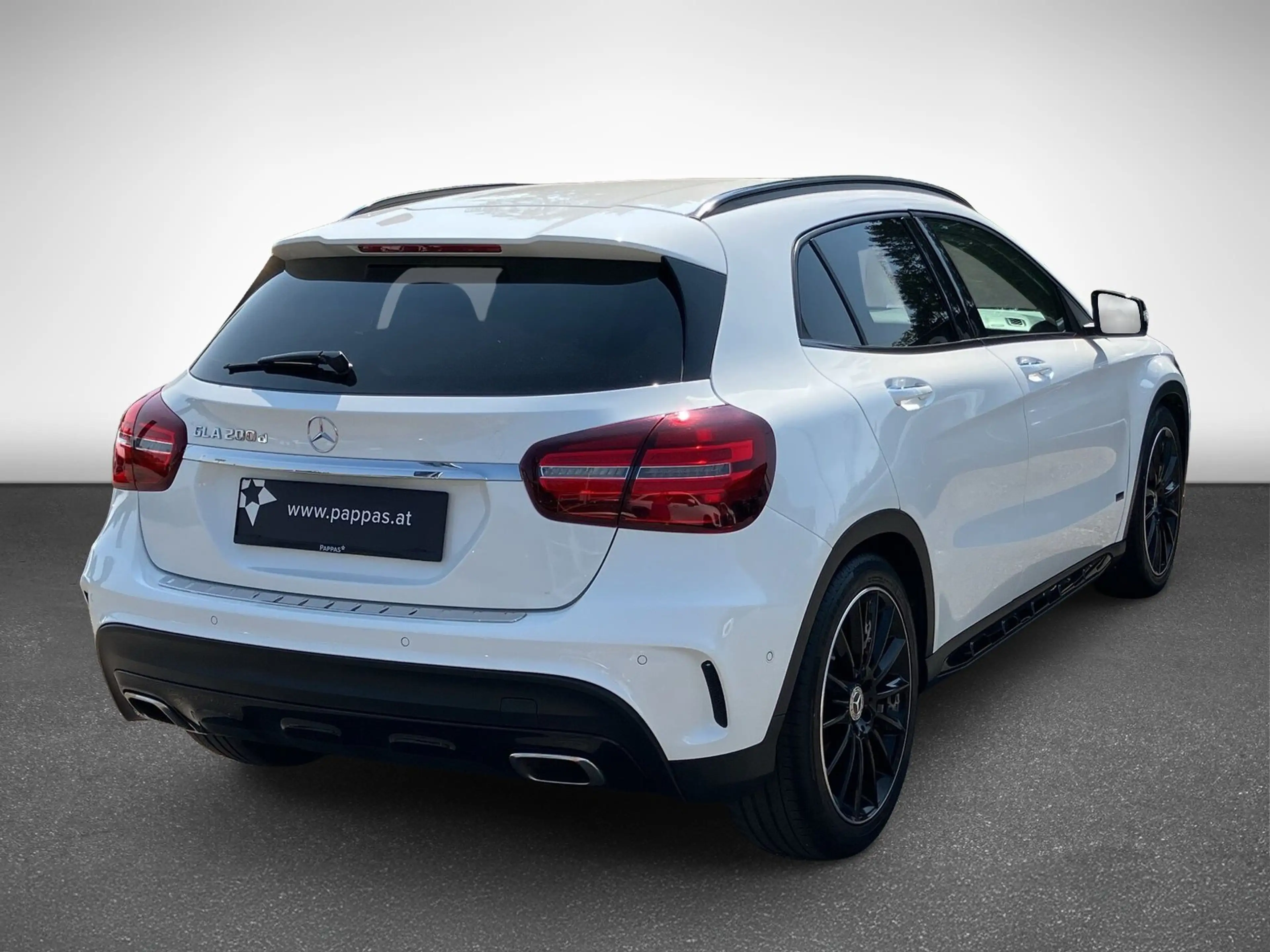 Mercedes-Benz GLA 200 d Cam Leder SHZ EASY-PACK — photo 6
