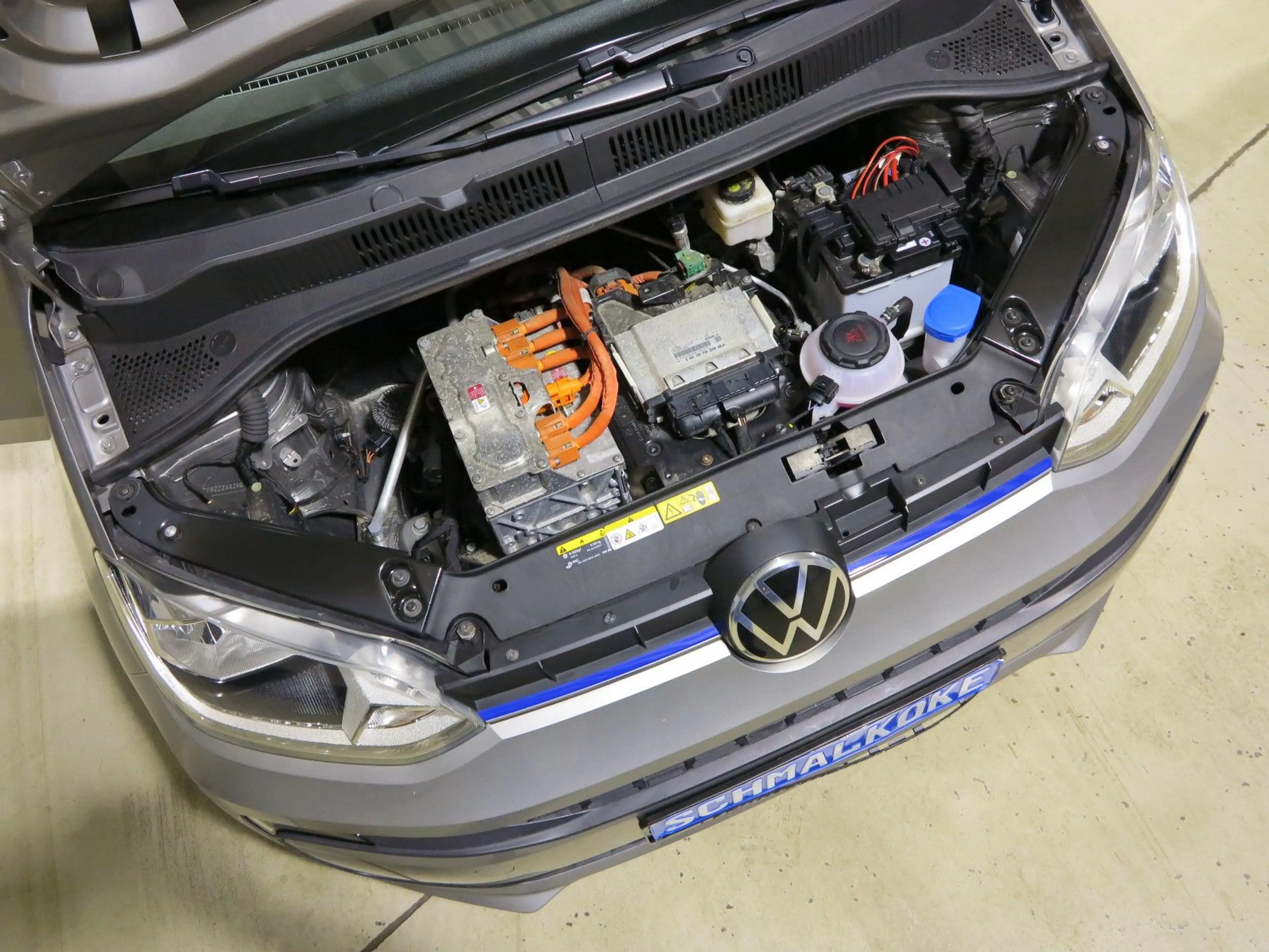 Volkswagen up! e-up! Max CCS GRA Climatronic DAB RFK — photo 8