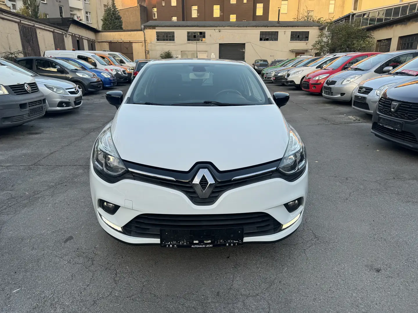 Renault Clio Limited*Keyless*Euro6*PDC*TÜV NEU*TOP Weiß - 2