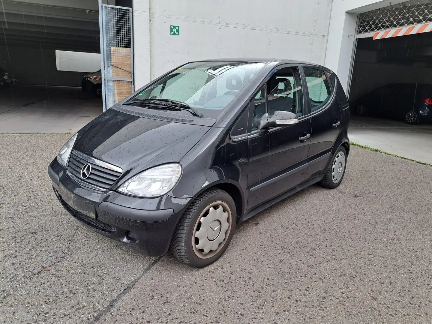 Mercedes-Benz A 140 Elegance Серый - 1