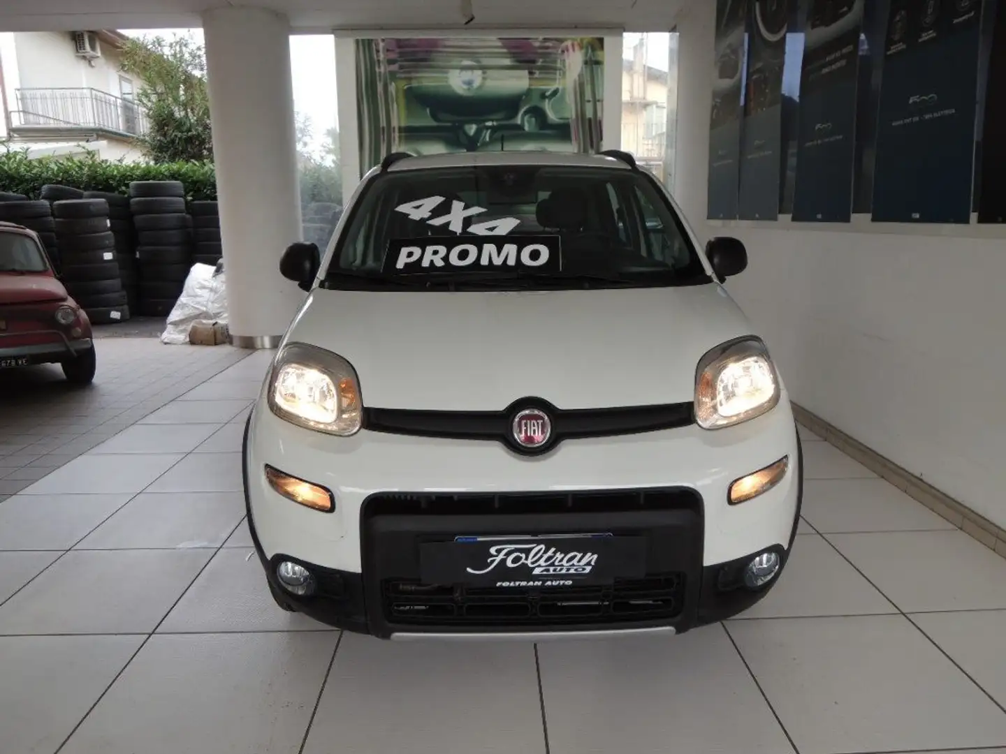 Fiat Panda 0.9 TwinAir Turbo S&S 4x4 Wild Weiß - 2