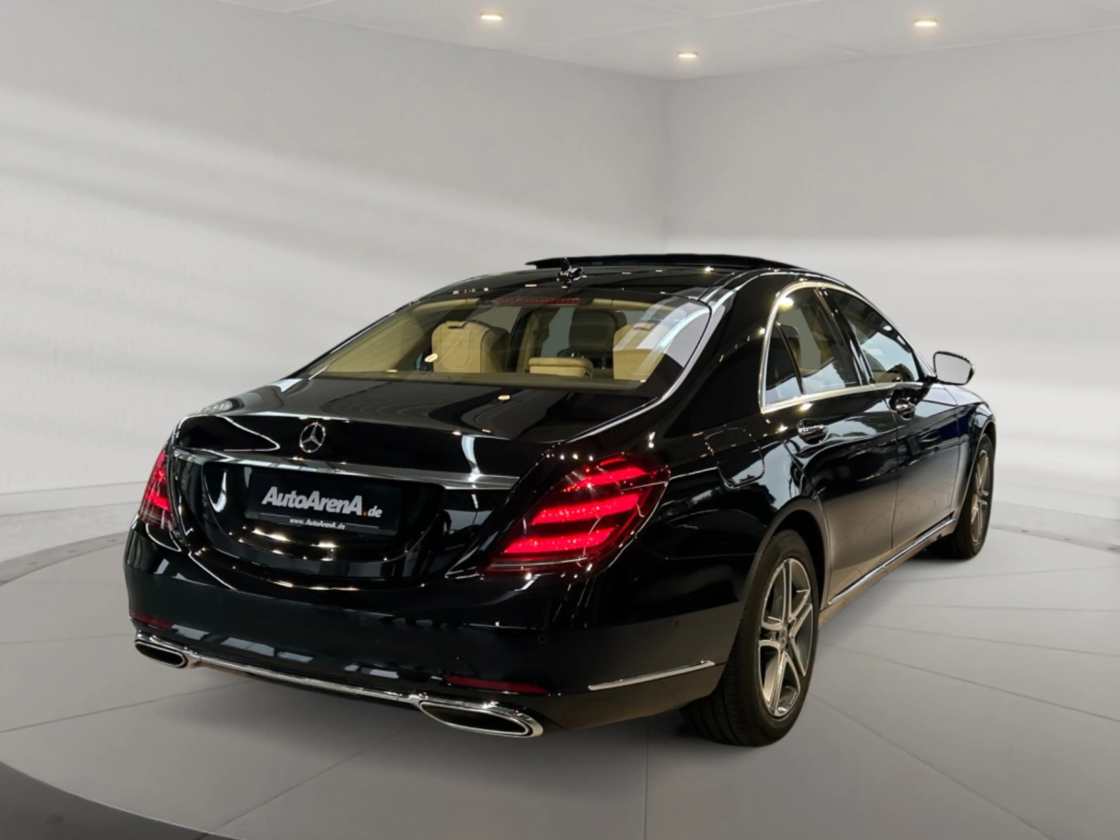 Mercedes-Benz S 560 4matic Comand+Burm+MBeam+Fahrassist+HUD — photo 3