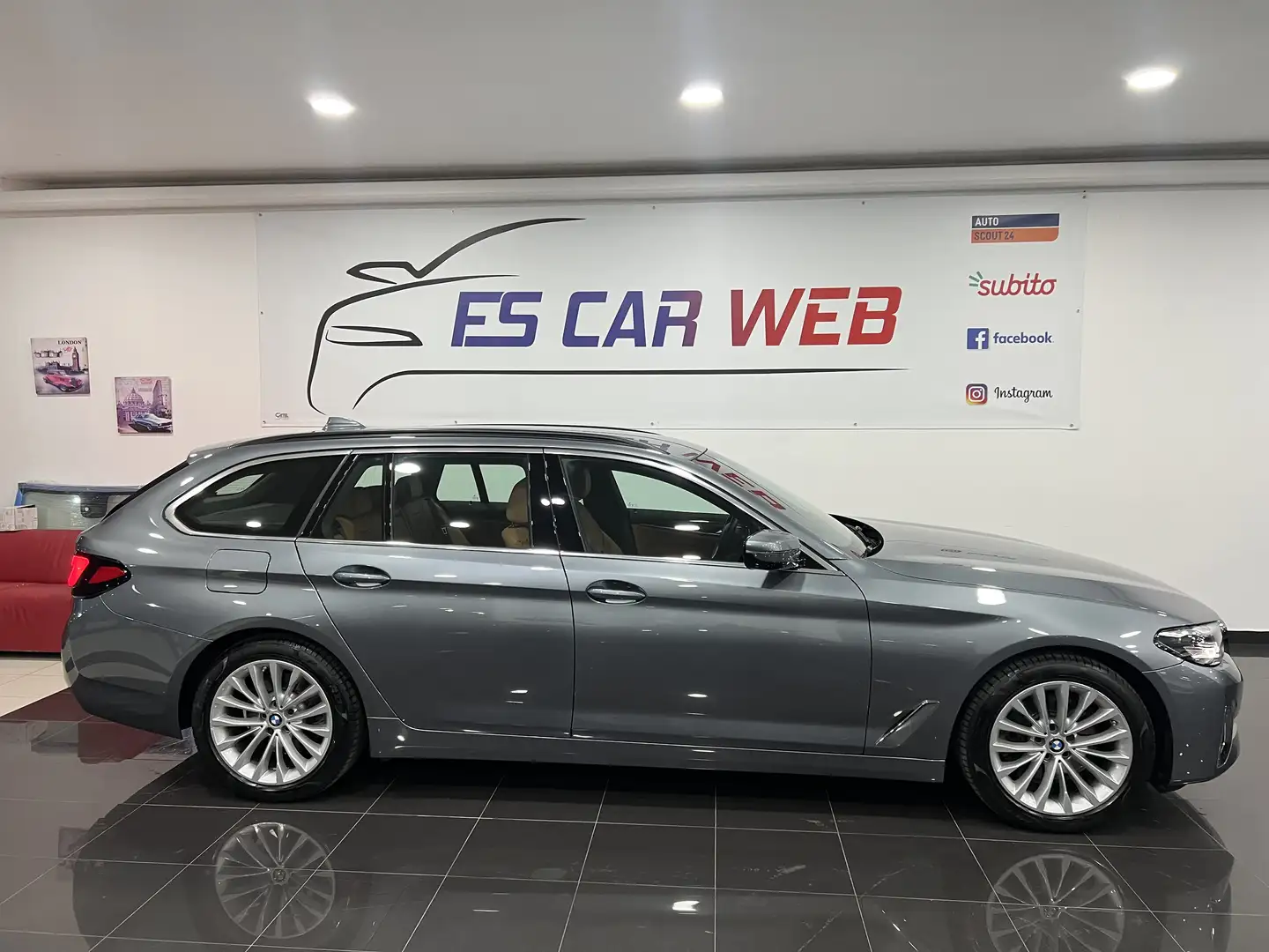 BMW 520 d Touring mhev 48V xdrive Luxury auto 190 cv Gris - 2