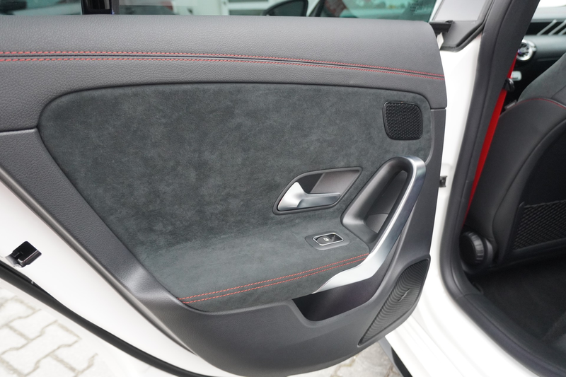 Mercedes-Benz CLA 35 AMG 4Matic LED Navi Head-Up 360° ACC PDC — photo 15