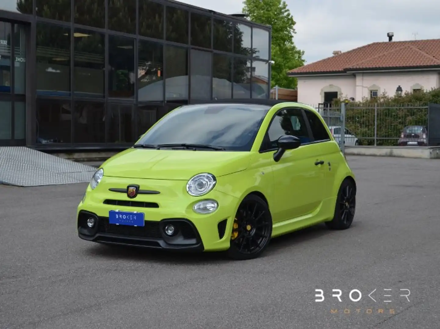 Abarth 595C 1.4 t-jet Competizione 180cv 1PROP. Verde - 1