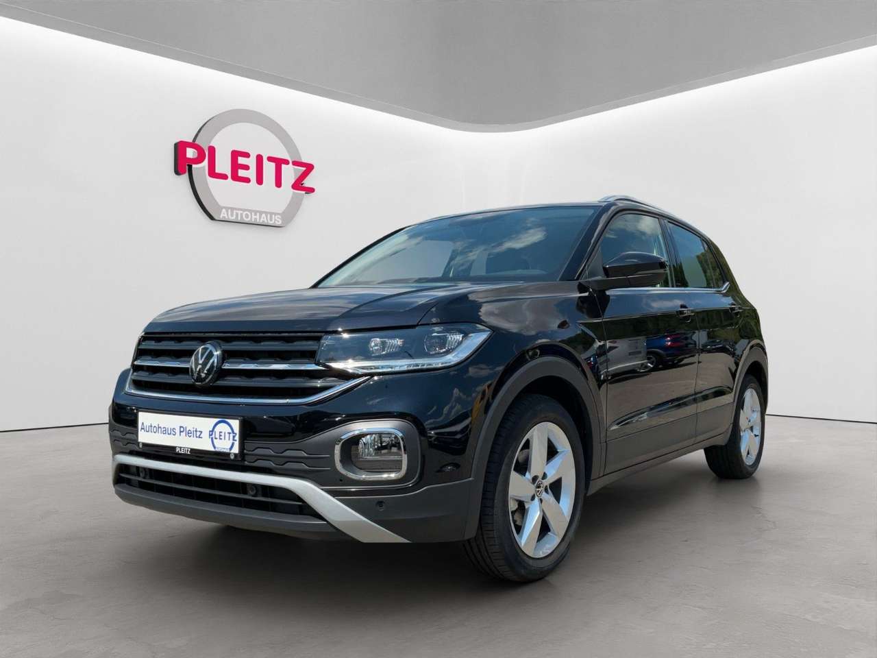 Volkswagen T-Cross 2023 — 1.0 TSI DSG Style | Kamera Navi LED