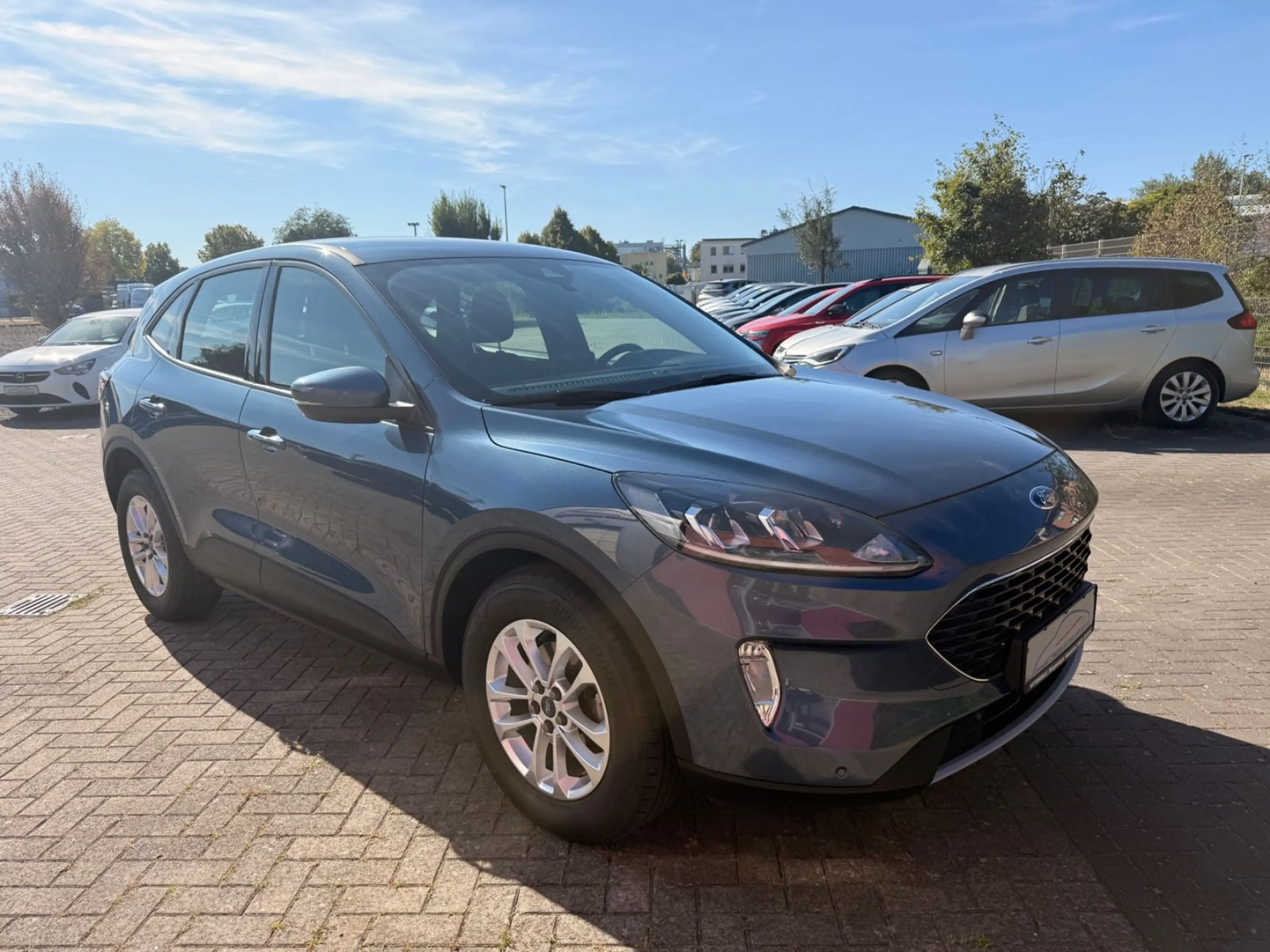 Ford Kuga Cool & Connect Standheizung — photo 10