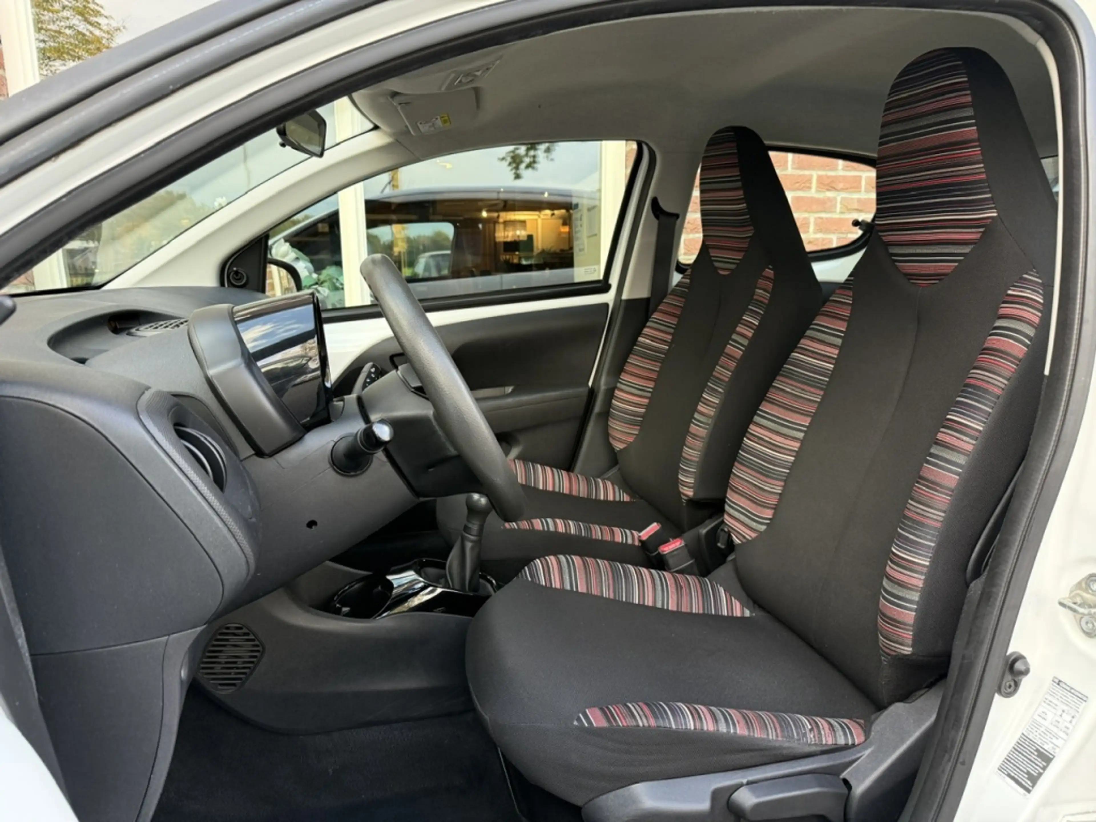 Citroen C1 1.0 VTi Feel CAMERA / CARPLAY / ANDROID / AIRCO — photo 4