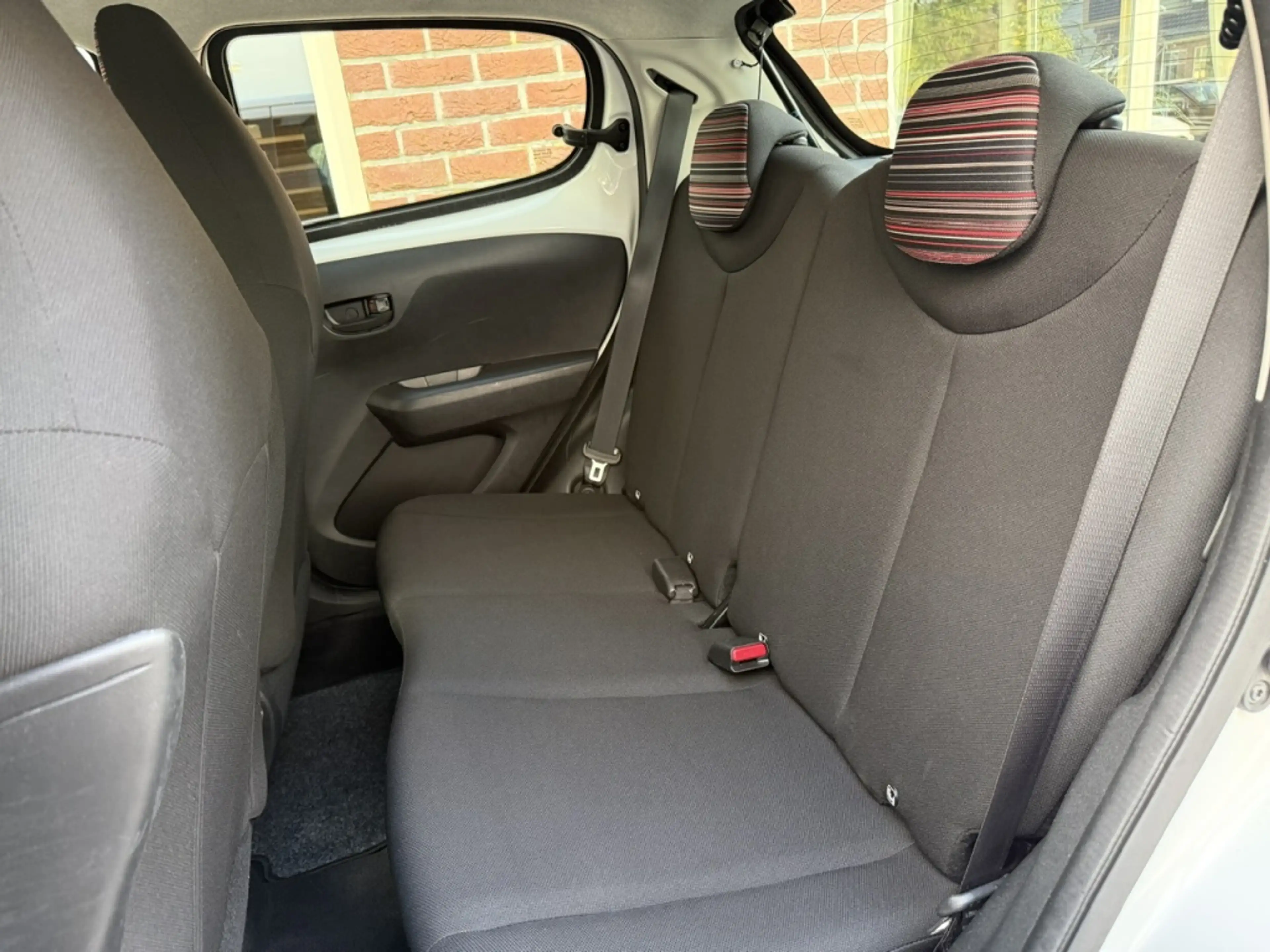 Citroen C1 1.0 VTi Feel CAMERA / CARPLAY / ANDROID / AIRCO — photo 5
