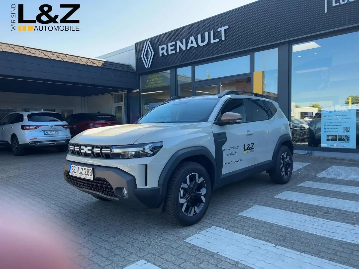 Dacia Duster Extreme TCe 130 4x4 Navi,PDC,SHZ,Klima - 1