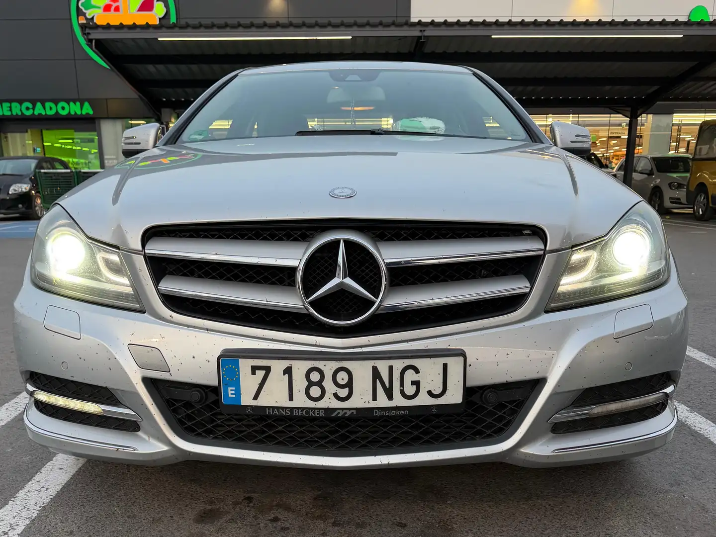 Mercedes-Benz C 250 C Coupé 250 BE Sport P84 7G Plus Sport P84 Plateado - 1