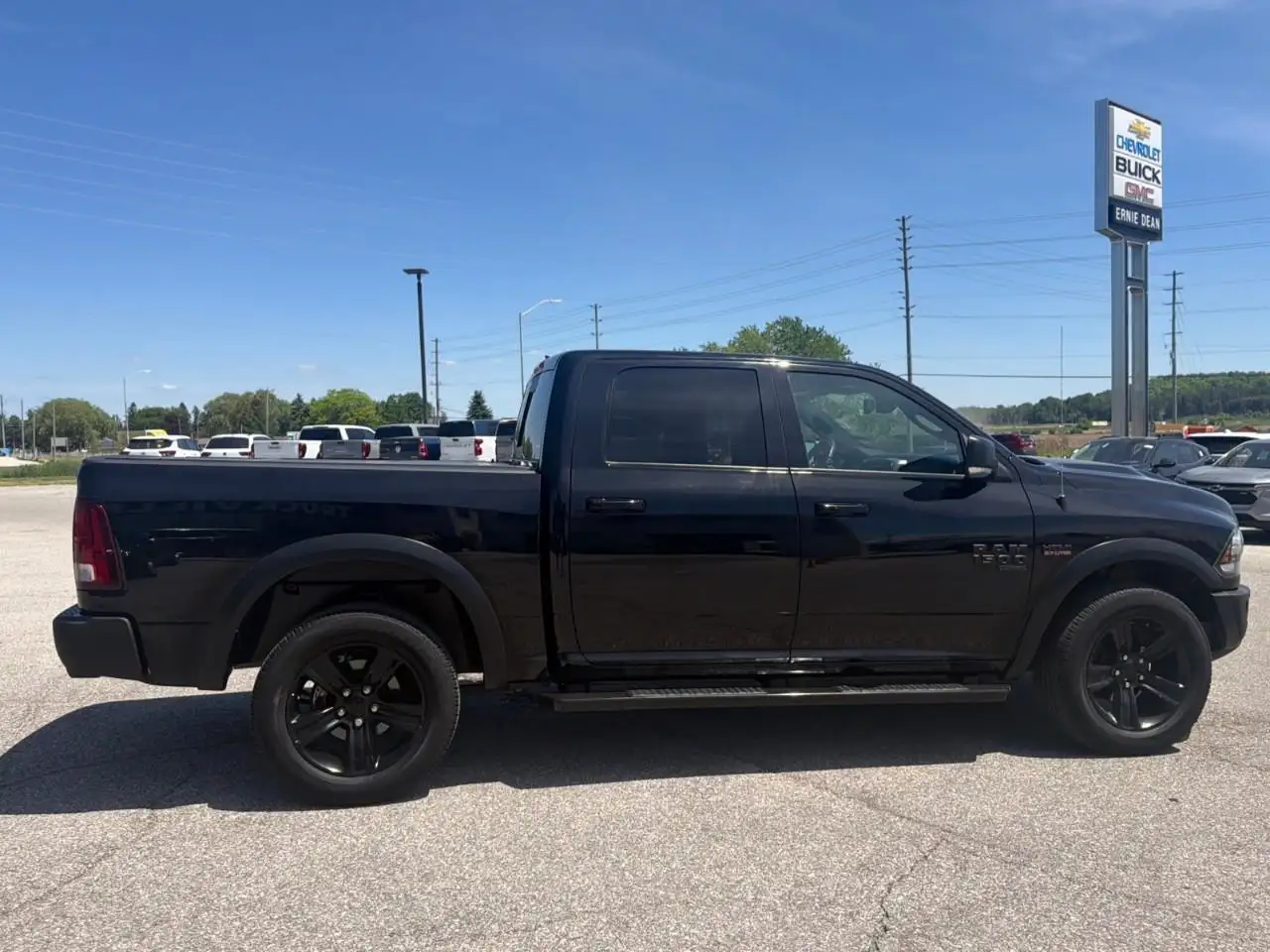 RAM 1500 снимка RAM 1500