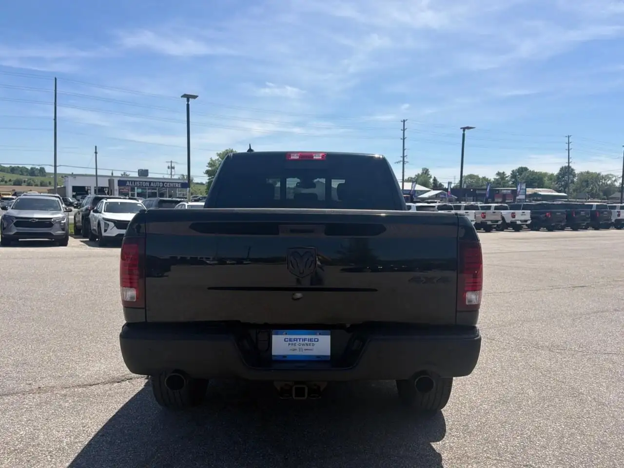 RAM 1500 снимка RAM 1500