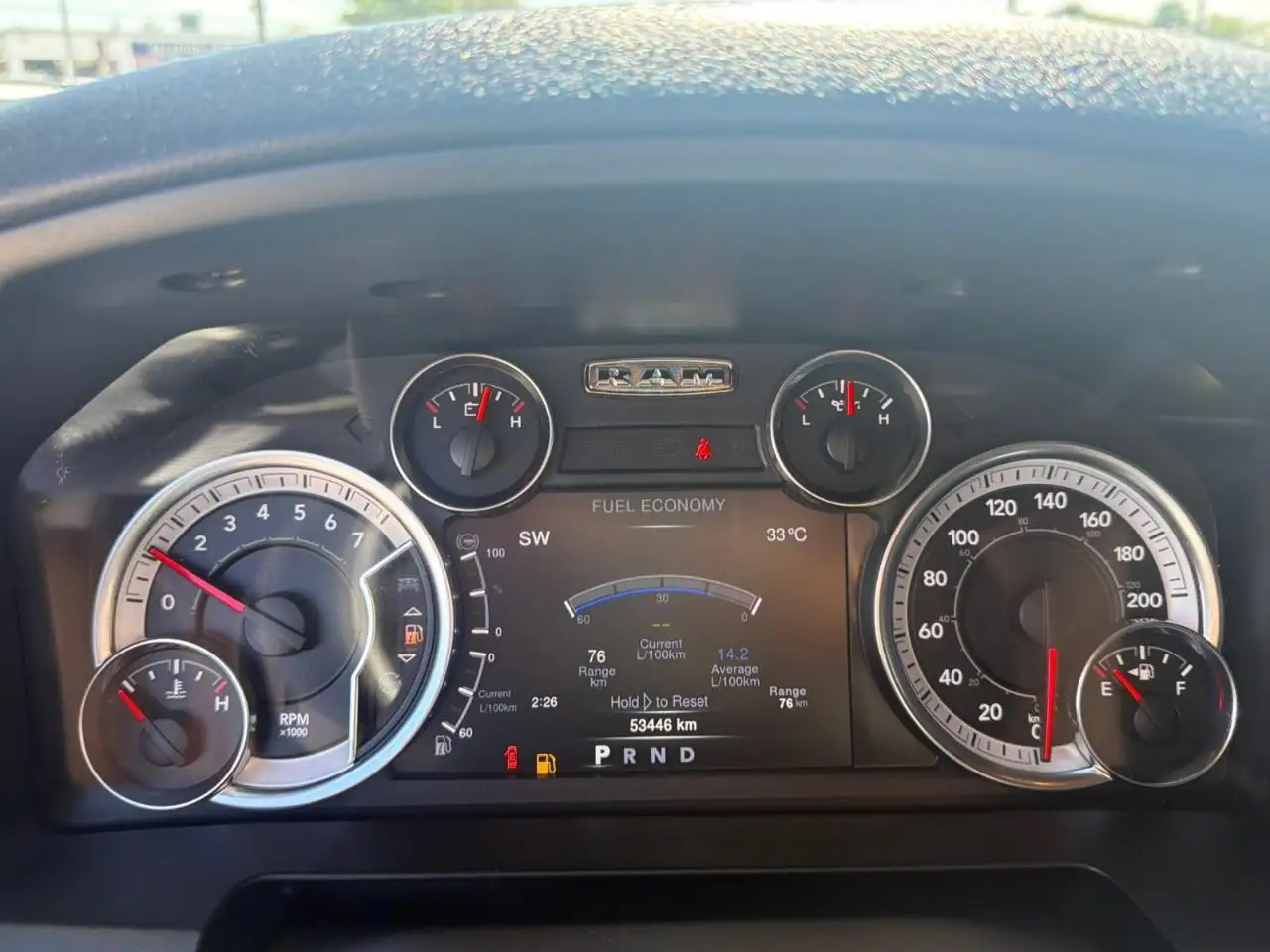 RAM 1500 снимка RAM 1500