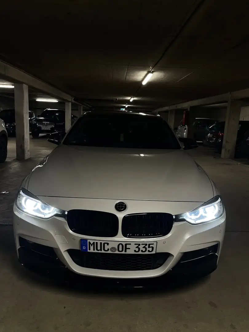 BMW 335 f30 Deutsches Auto Weiß - 1