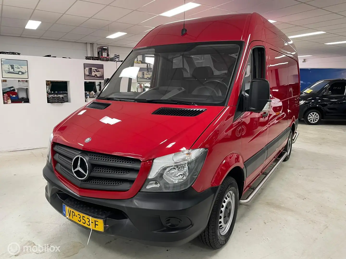 Mercedes-Benz Sprinter bestel 210 2.2 CDI 366 Functional HD Rood - 2
