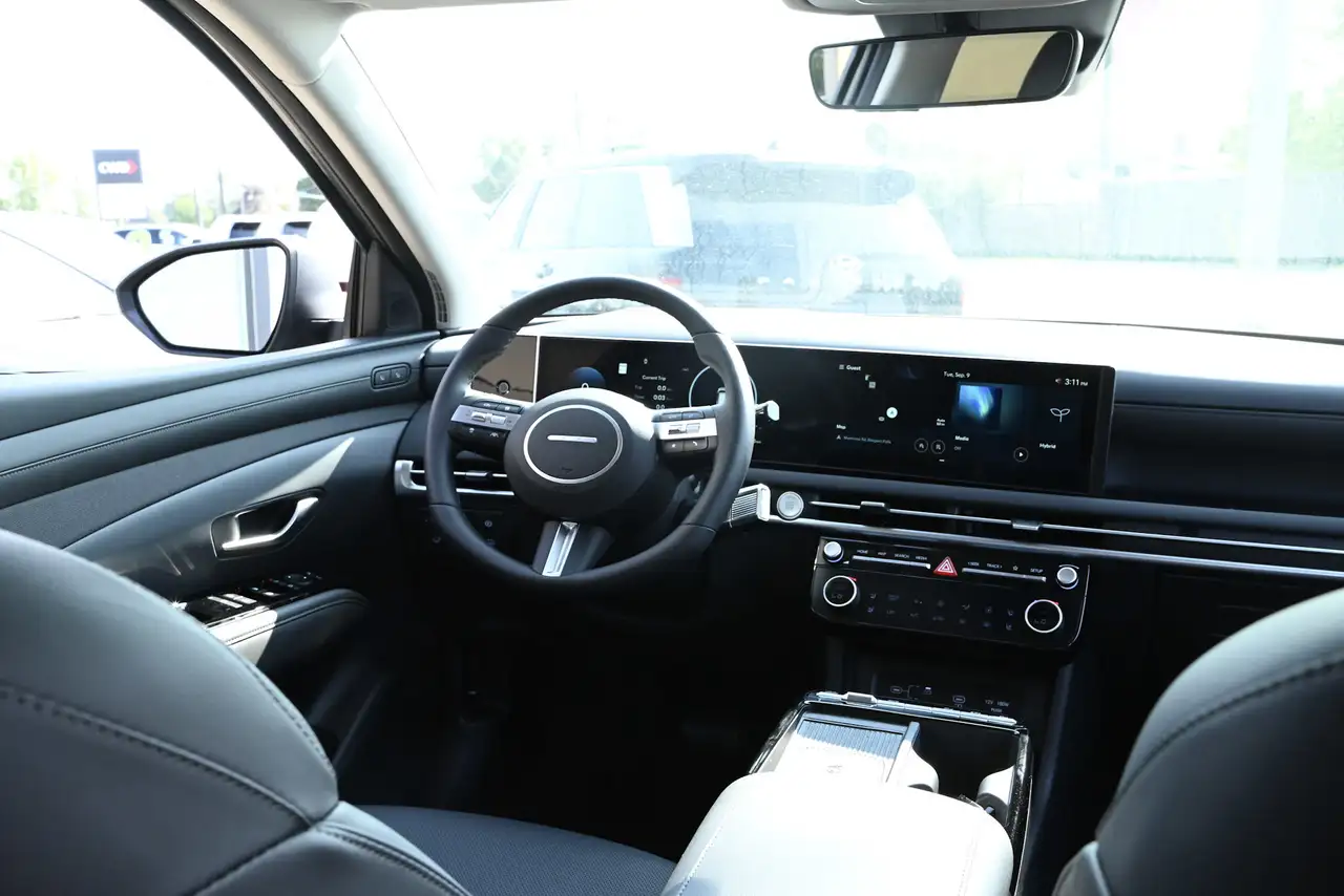 Hyundai TUCSON снимка Hyundai TUCSON