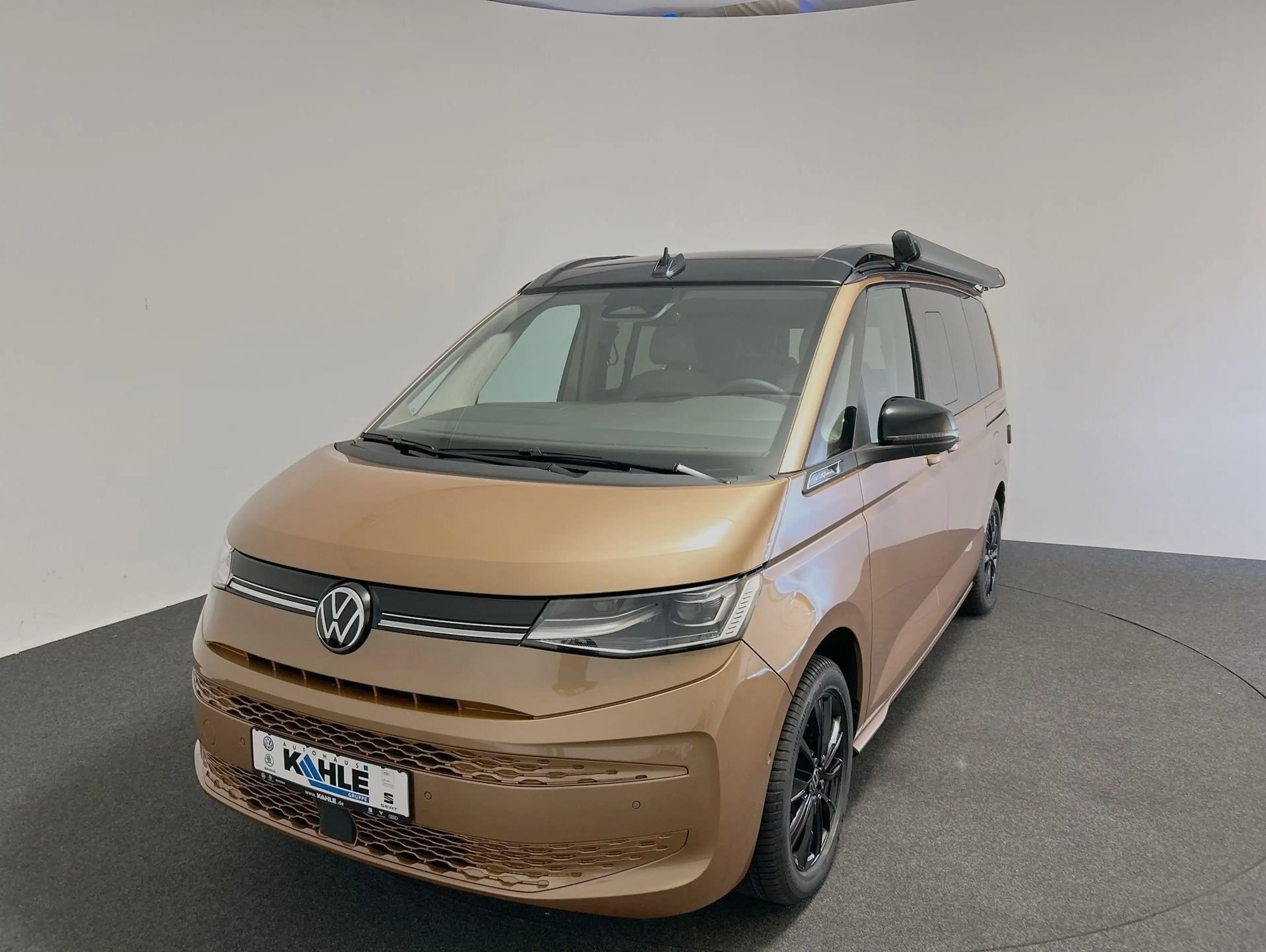 Volkswagen T7 California Ocean 2.0 TDI DSG — photo 2