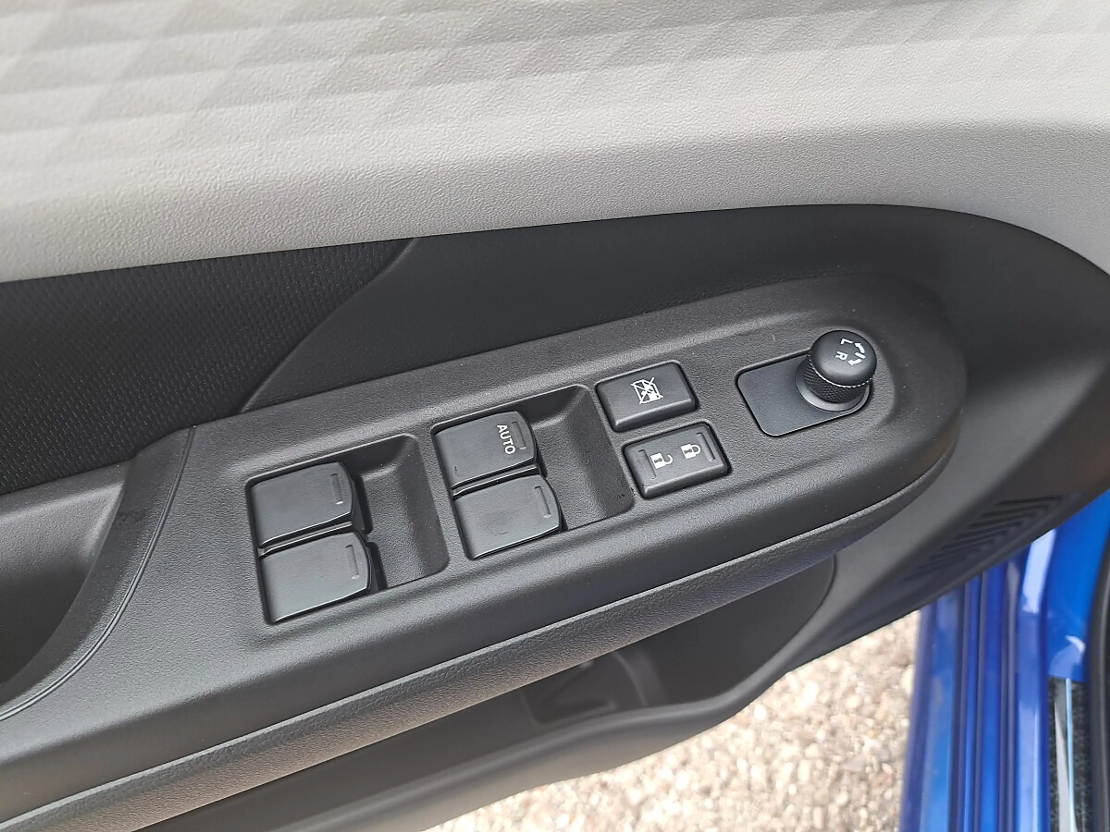 Suzuki Swift 1,2 Hybrid Allgrip Shine — photo 11