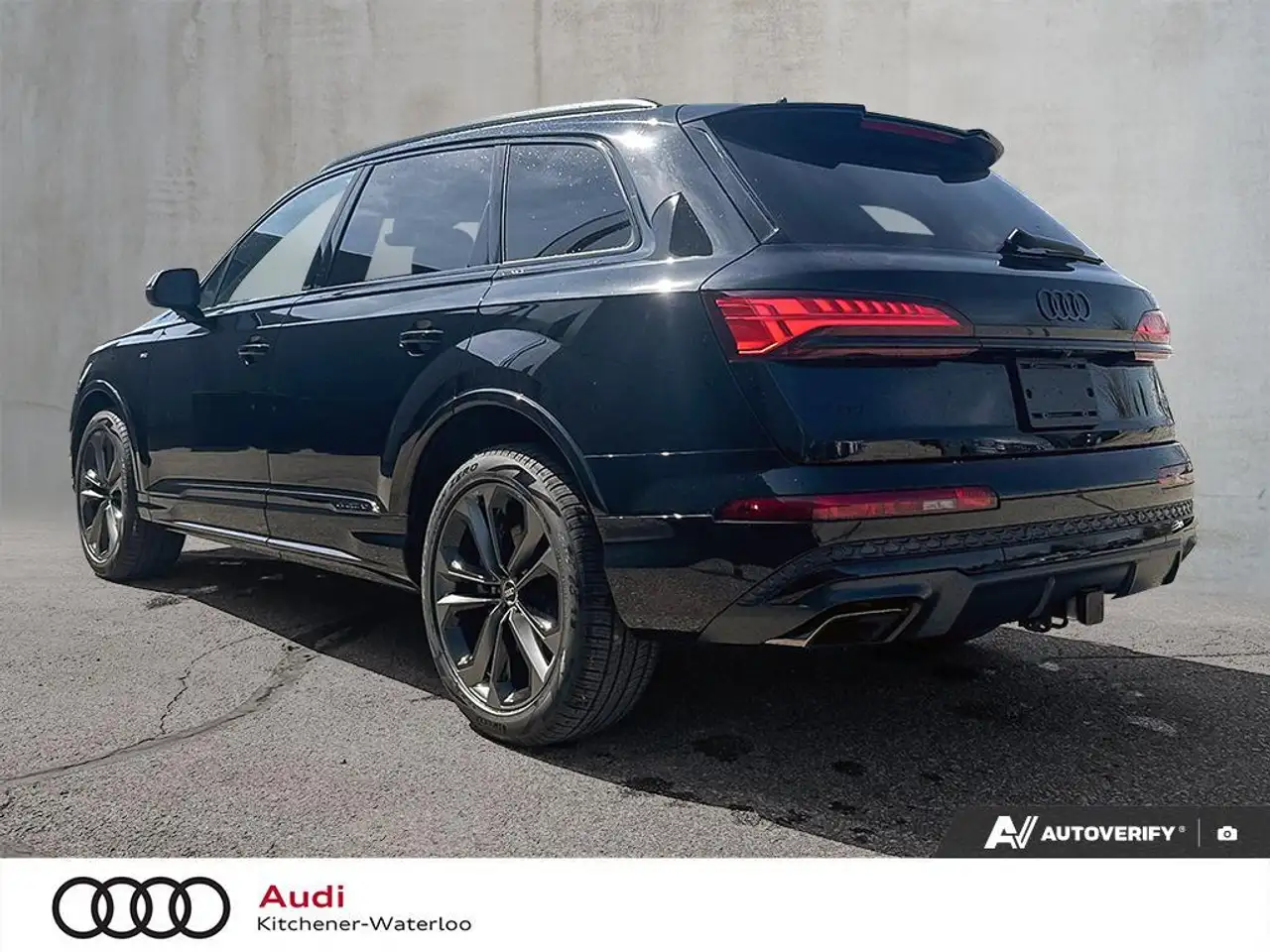 Audi Q7 снимка Audi Q7