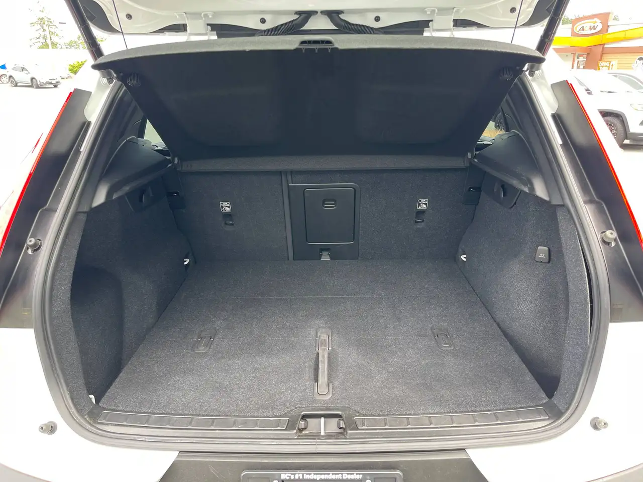 Volvo XC40 снимка Volvo XC40