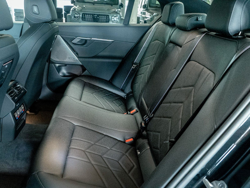 BMW 520 d xDrive M Sport Pano Memo — photo 13