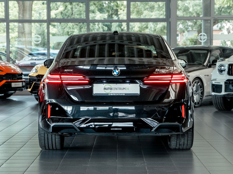 BMW 520 d xDrive M Sport Pano Memo — photo 7