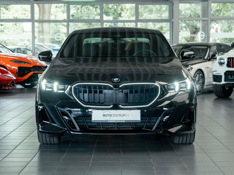 BMW 520 d xDrive M Sport Pano Memo — photo 3