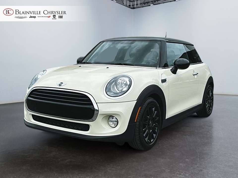 2018 MINI 3 Door CAM RECUL NAV BLUETOOTH SIEGES CHAUFF TOIT PANO
