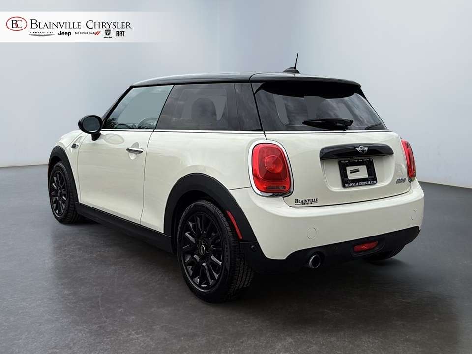 2018 MINI 3 Door CAM RECUL NAV BLUETOOTH SIEGES CHAUFF TOIT PANO — снимка 1