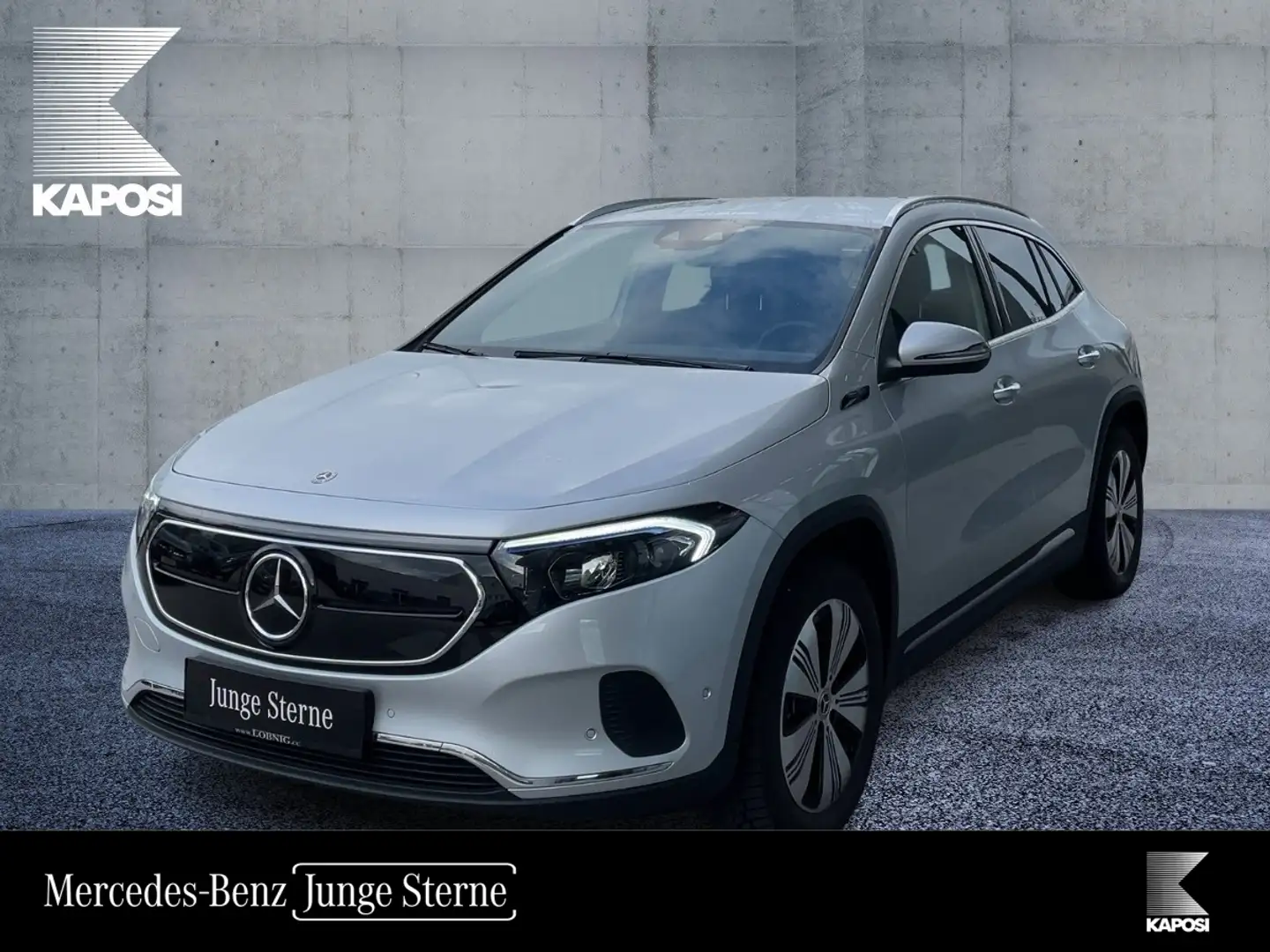 Mercedes-Benz EQA 300 4MATIC ACC KeyLess MBUX PDC SHZ LED LM Ezüst - 1