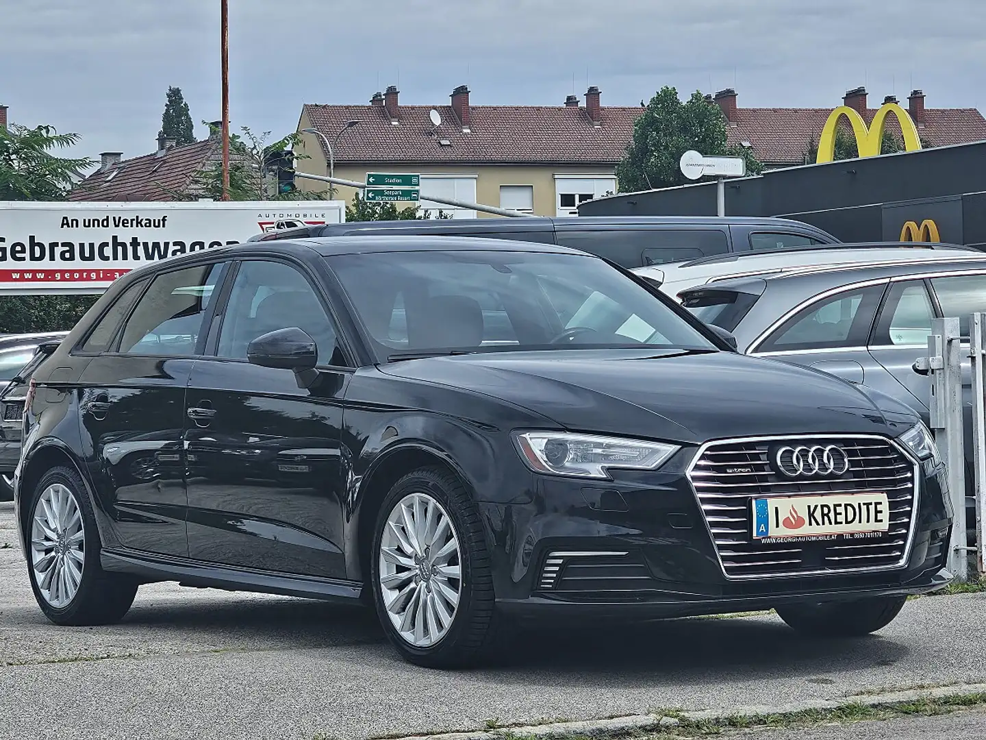 Audi A3 SB PHEV 1,4 TFSI e-tron Aut. Hybrid Sportback S... Schwarz - 1