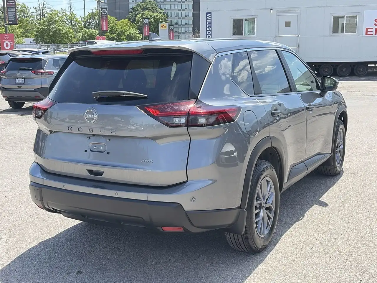 Nissan Rogue снимка Nissan Rogue