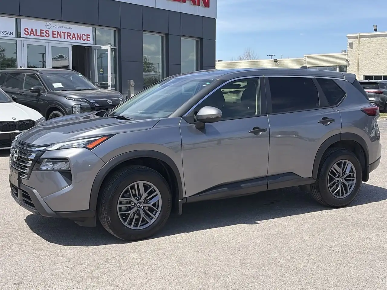 Nissan Rogue снимка Nissan Rogue
