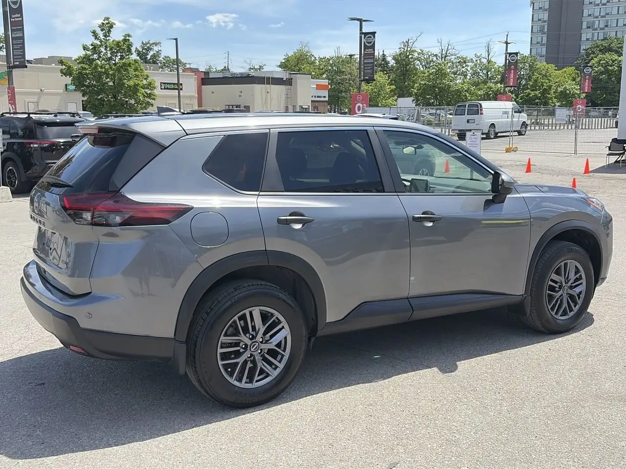 Nissan Rogue снимка Nissan Rogue