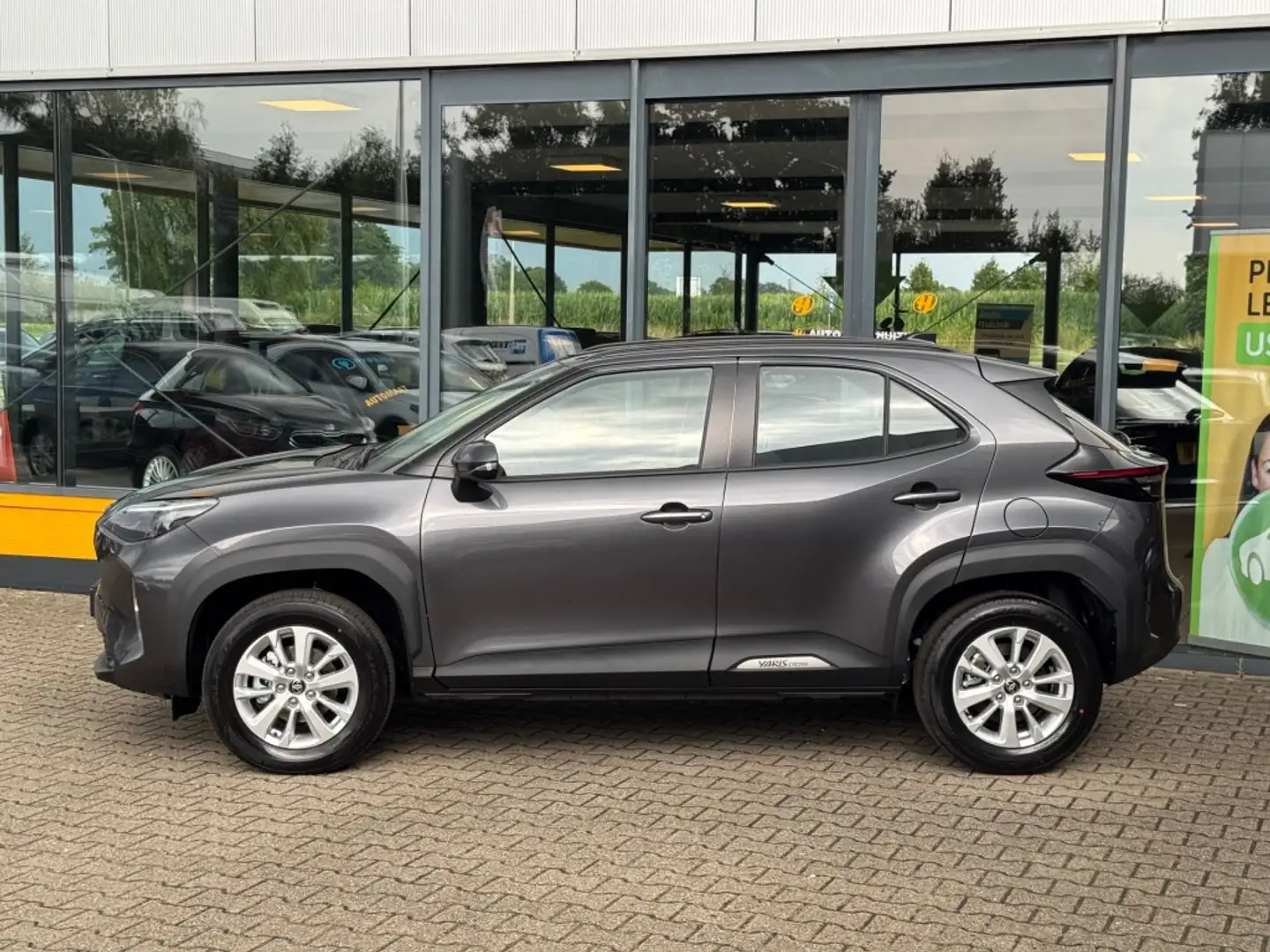 Toyota Yaris Cross 1.5 Hybrid Comfort - Nieuw! - camera - stoel/stoel Grijs - 2