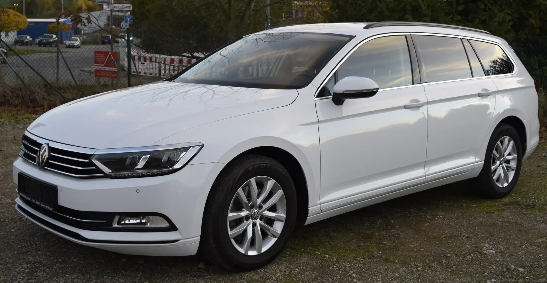 Volkswagen Passat Passat 2.0 TDI DSG Comfortline Weiß - 2