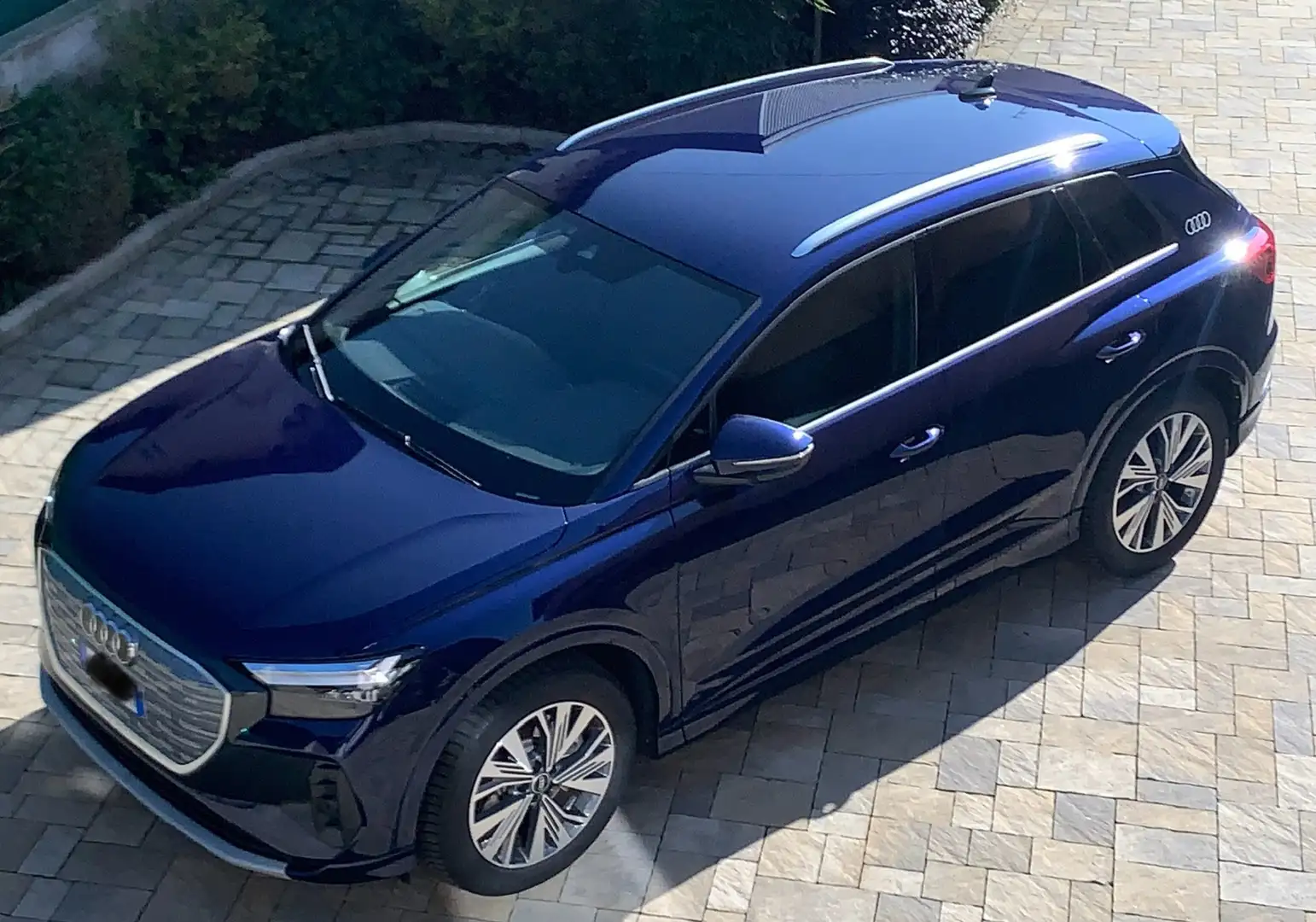 Audi Q4 e-tron 40 Business Advanced - 1