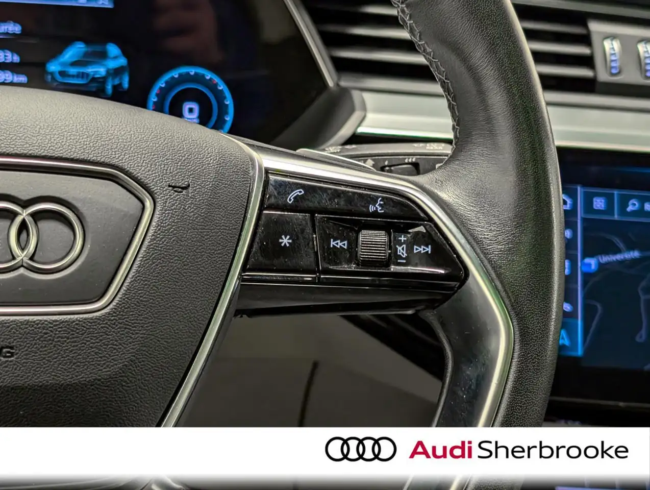 Audi Q8 e-tron снимка Audi Q8 e-tron