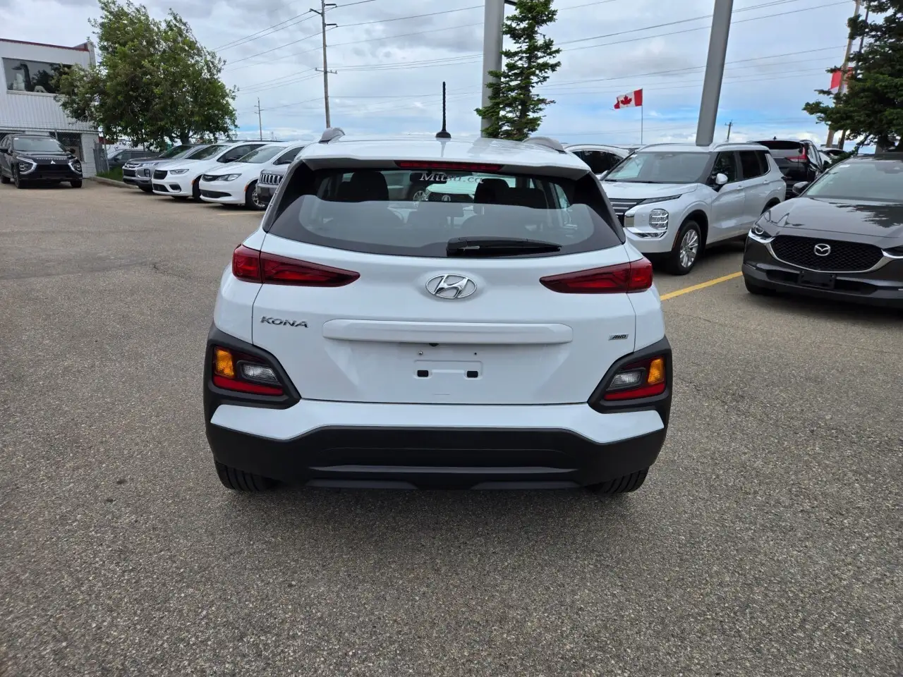 Hyundai KONA снимка Hyundai KONA