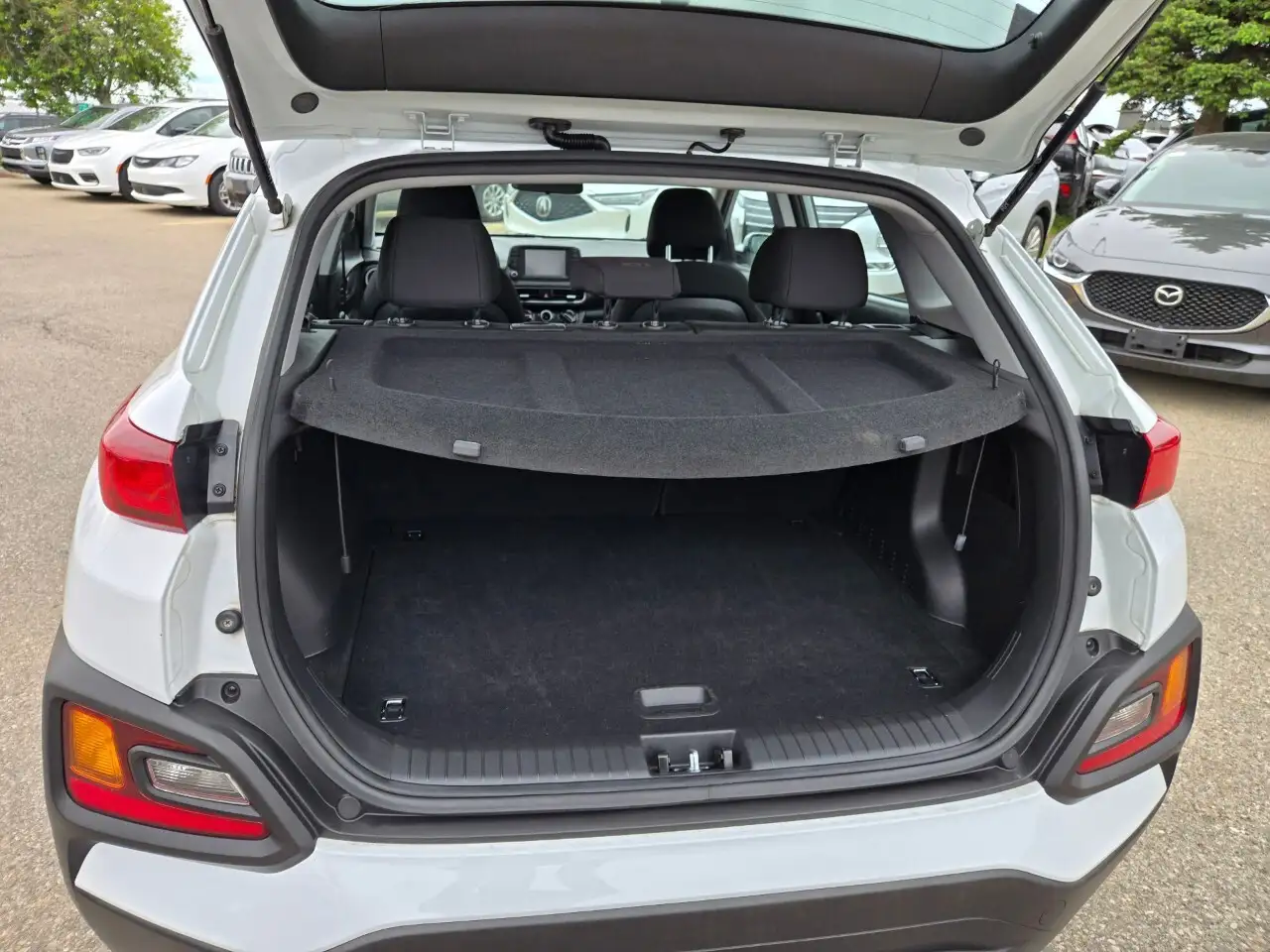 Hyundai KONA снимка Hyundai KONA