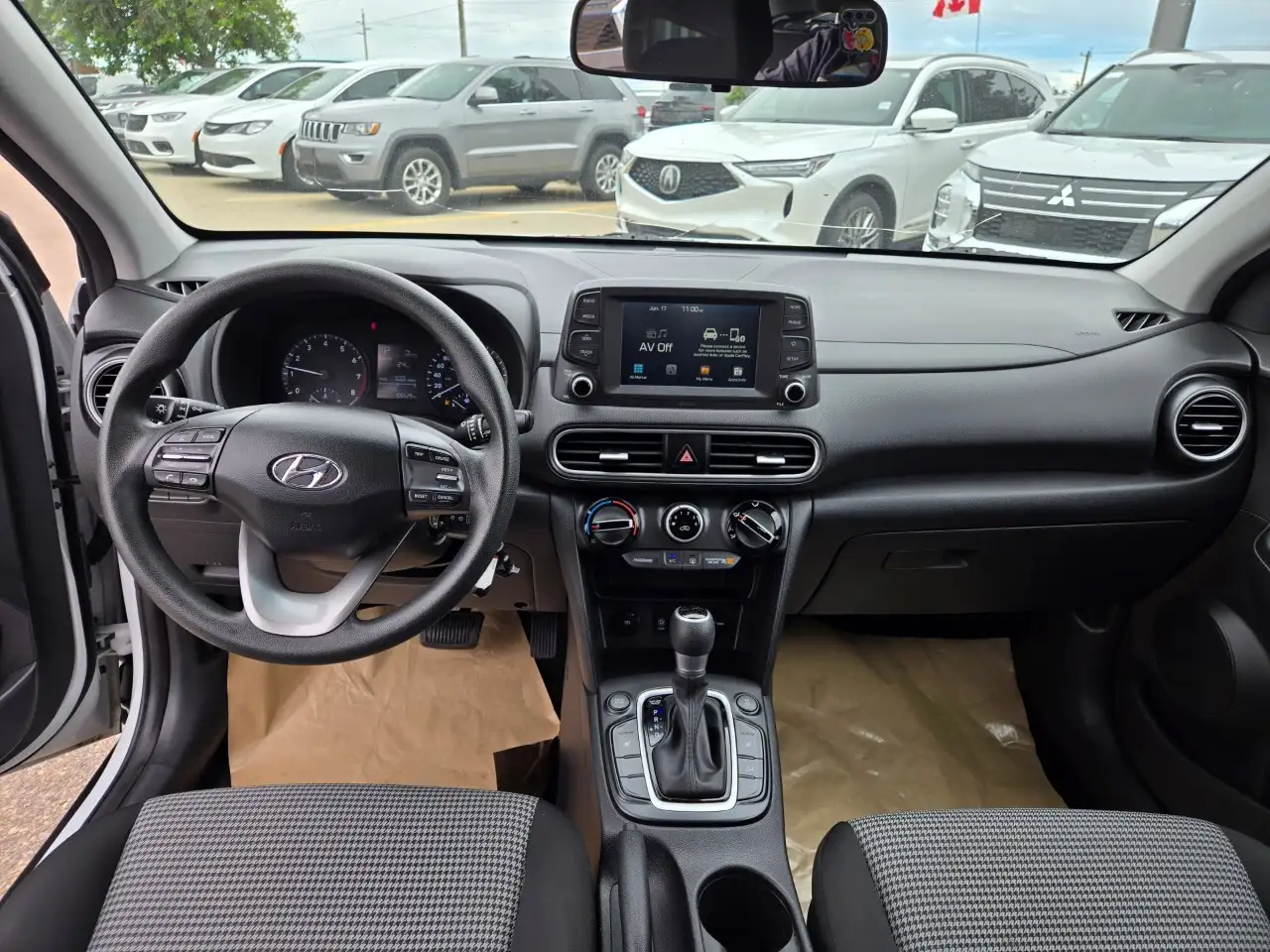 Hyundai KONA снимка Hyundai KONA